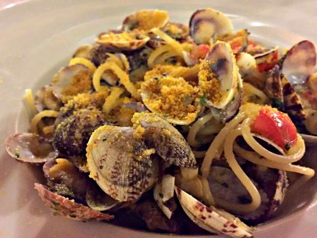 Vermicelli alle vongole veraci e bottarga
